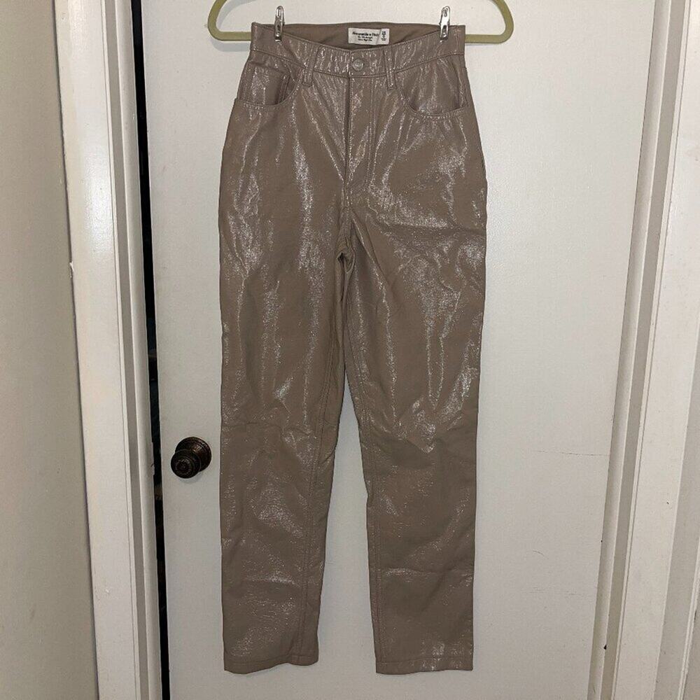 Abercrombie & Fitch Curve Love Vegan Leather 90s Straight Pant Tan/Shimmer Sz 25